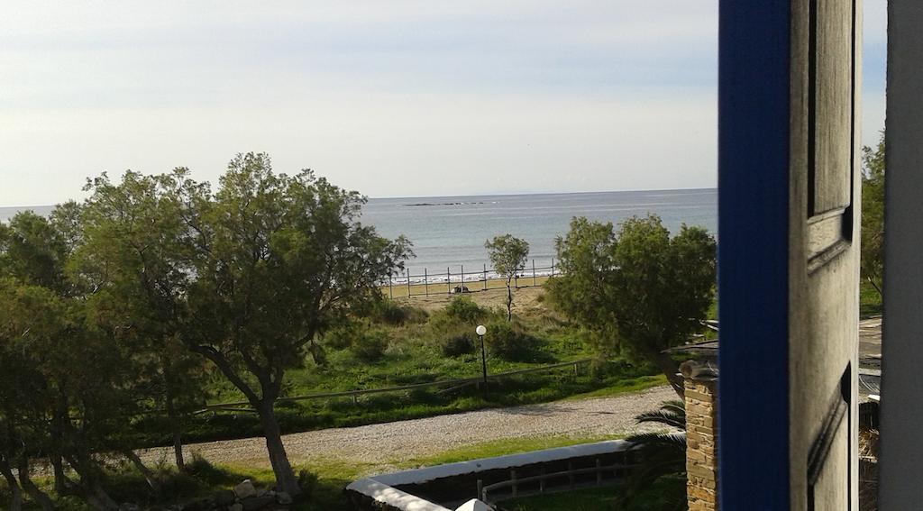 Nostos Beachfront Apartments & Studios Agios Ioannis  Zewnętrze zdjęcie